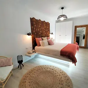  Villa Aura